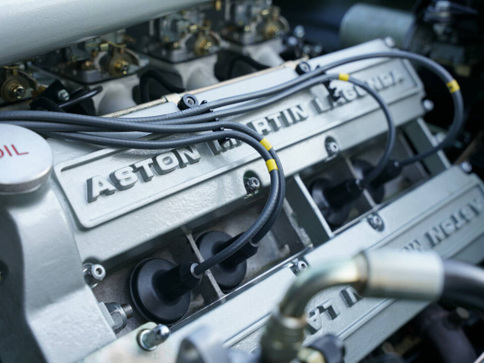 Afbeelding 14/50 van Aston Martin V8 Vantage (1980)