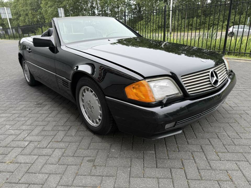 Image 6/44 of Mercedes-Benz 300 SL (1991)