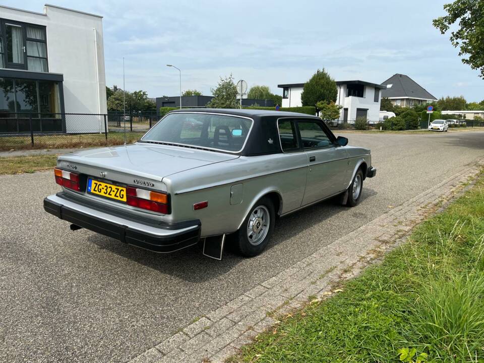 Immagine 4/5 di Volvo 262 C Bertone (1978)