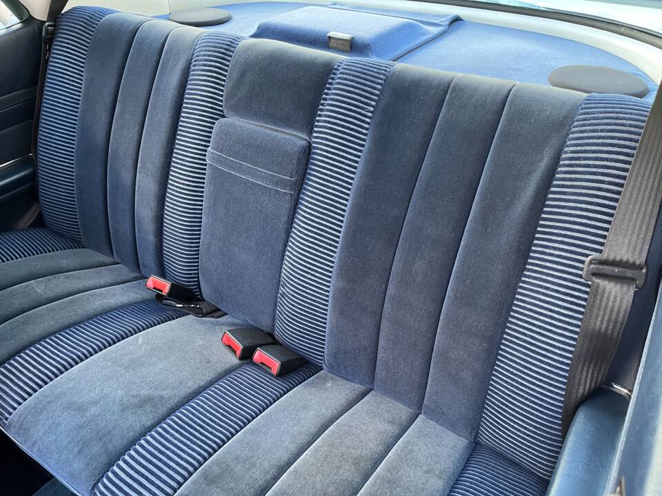Bild 46/99 von Mercedes-Benz 500 SLC (1981)