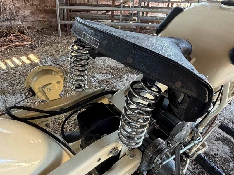 Image 16/40 of Moto Guzzi Alce (1945)