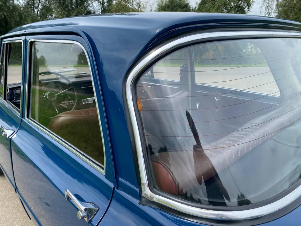 Image 57/75 of Alfa Romeo Giulia 1300 TI (1966)