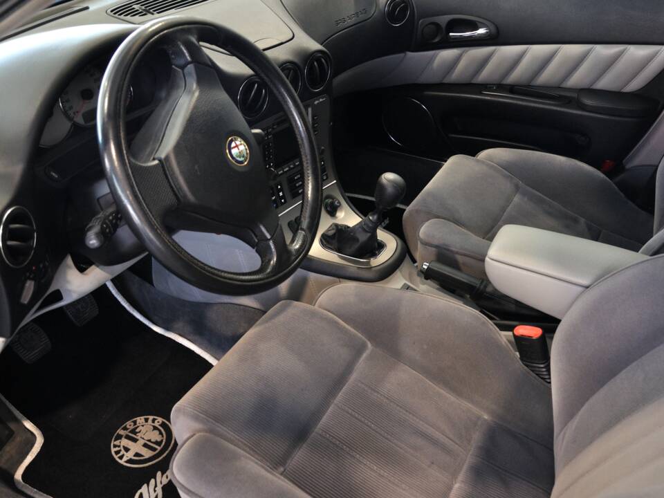 Bild 16/29 von Alfa Romeo 166 2.0 V6 TB (1999)