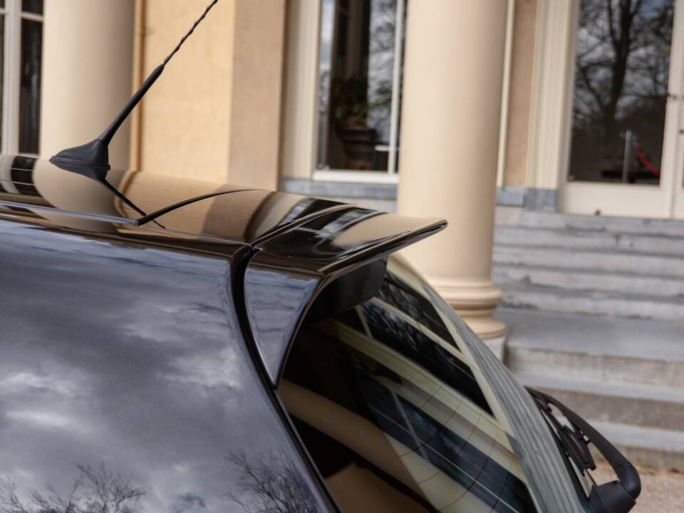 Image 60/60 of Alfa Romeo 147 3.2 GTA (2003)