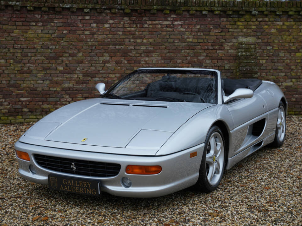 Imagen 26/50 de Ferrari F 355 Spider (1999)