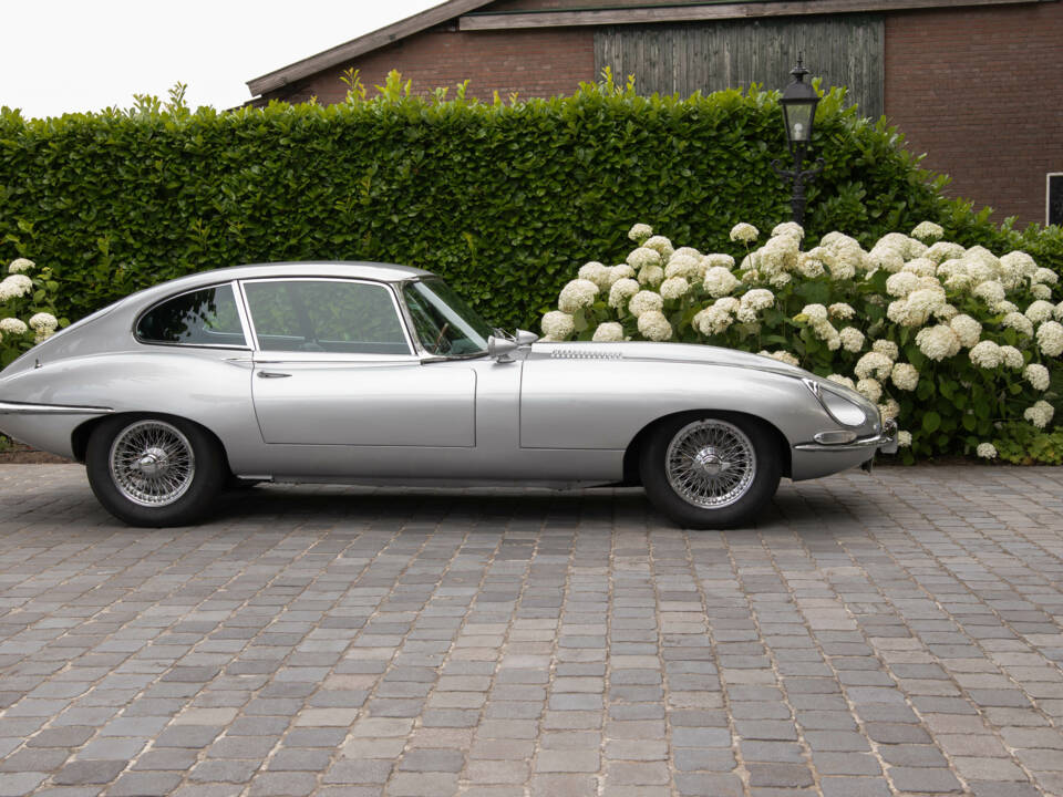 Bild 7/57 von Jaguar E-Type (2+2) (1968)