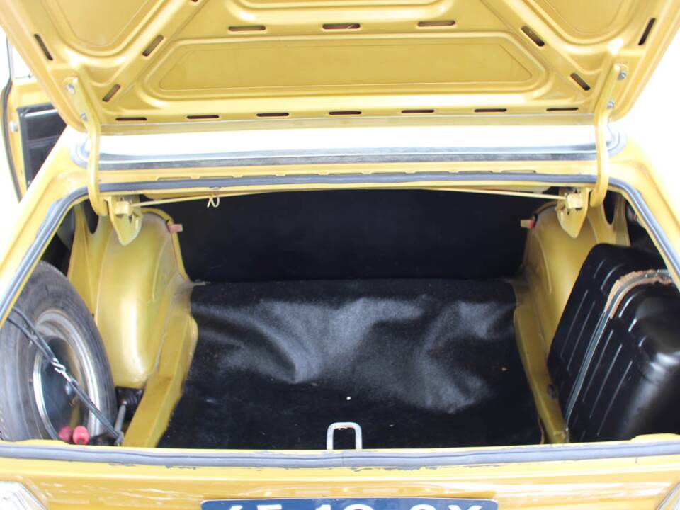 Immagine 24/38 di Opel Kadett 1,2 S (1971)