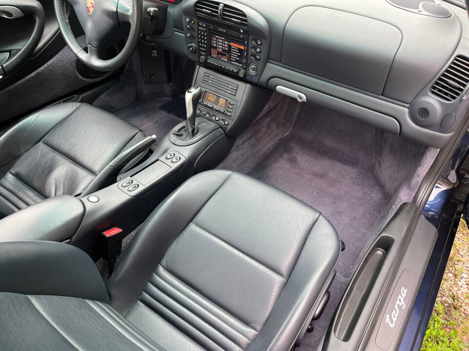 Bild 17/50 von Porsche 911 Carrera (2003)