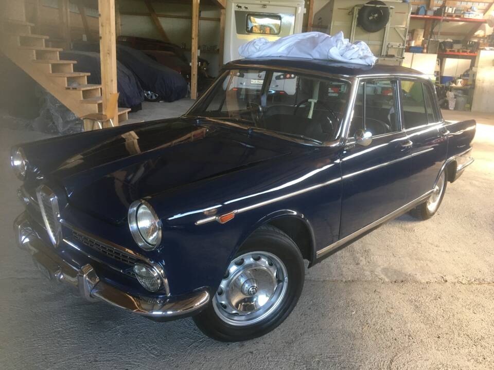 Bild 2/13 von Alfa Romeo 2000 Berlina (1960)