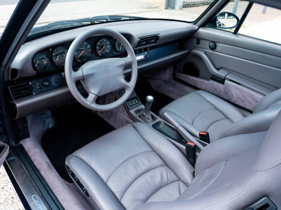 Afbeelding 17/35 van Porsche 911 Carrera 4 (1995)