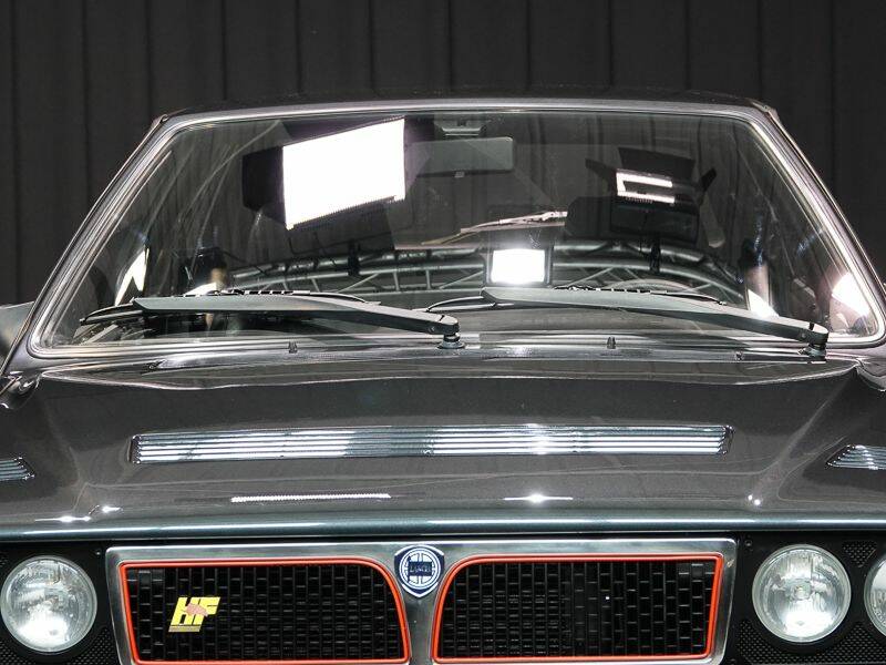 Afbeelding 10/15 van Lancia Delta HF Integrale Evoluzione I (1992)