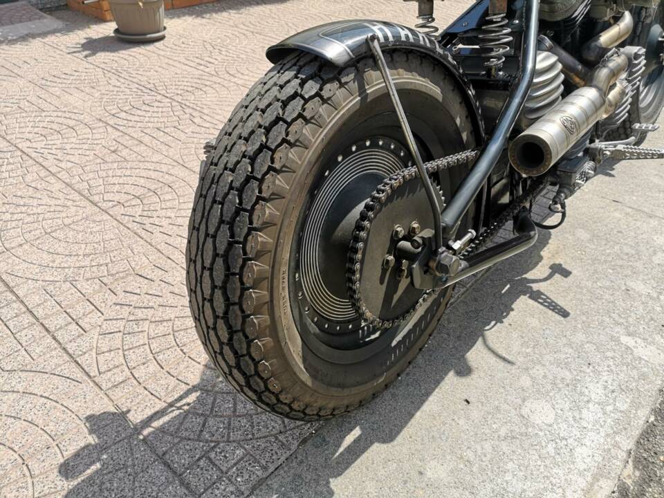 Image 29/32 of Harley-Davidson Sportster XL 883 (1993)