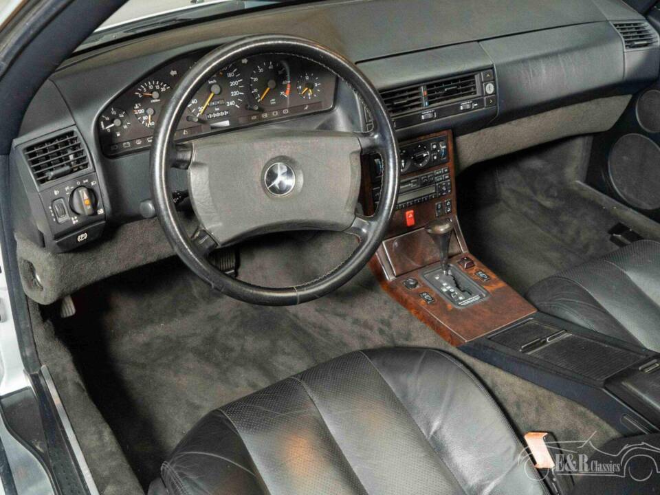 Image 2/19 de Mercedes-Benz 300 SL (1990)