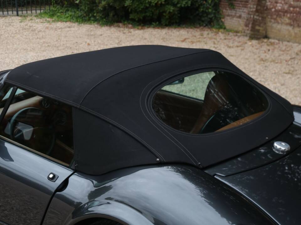 Image 23/50 of Wiesmann Roadster MF28 (1997)