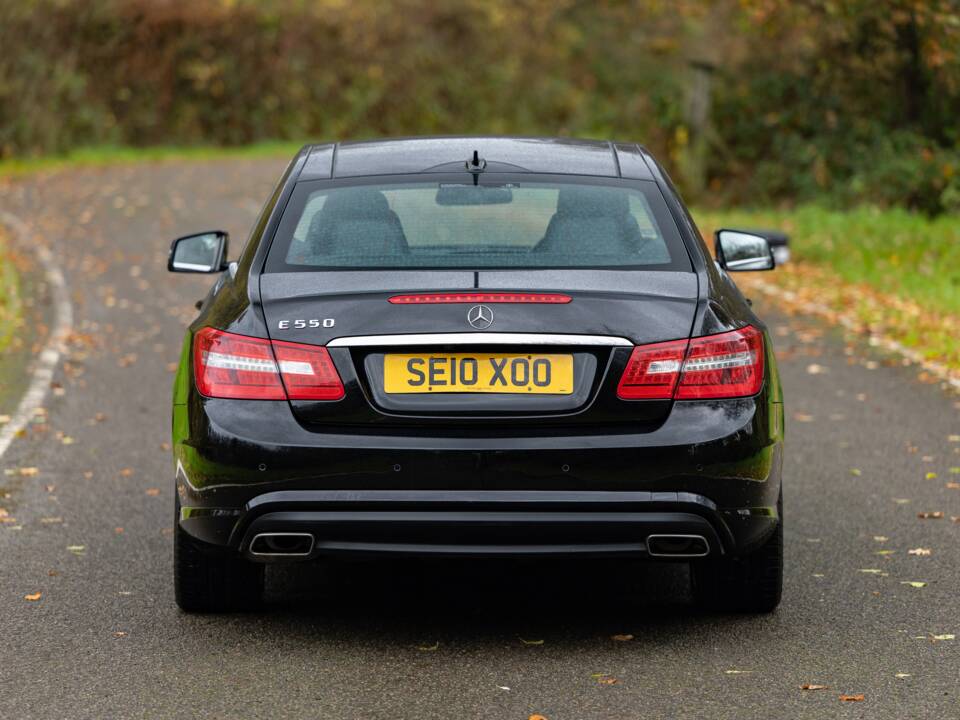 Bild 7/44 von Mercedes-Benz E 500 (2010)