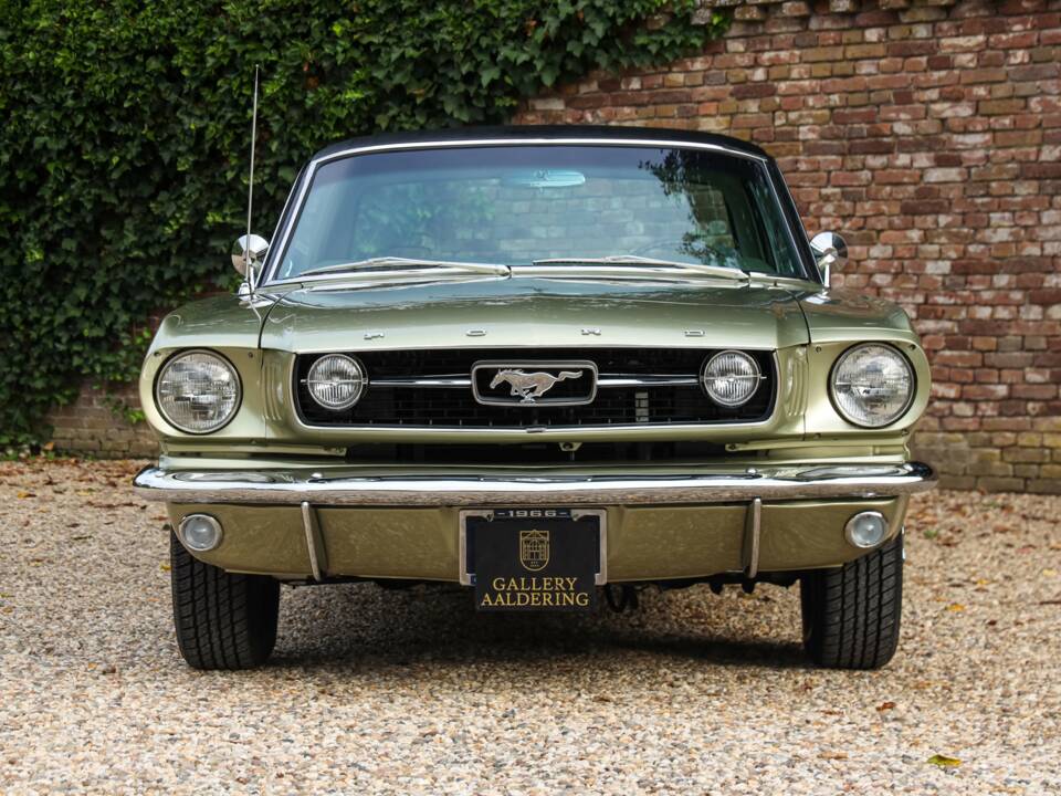 Image 40/50 of Ford Mustang GT (1966)