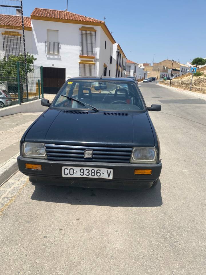 Image 1/13 of SEAT Ibiza (1986)