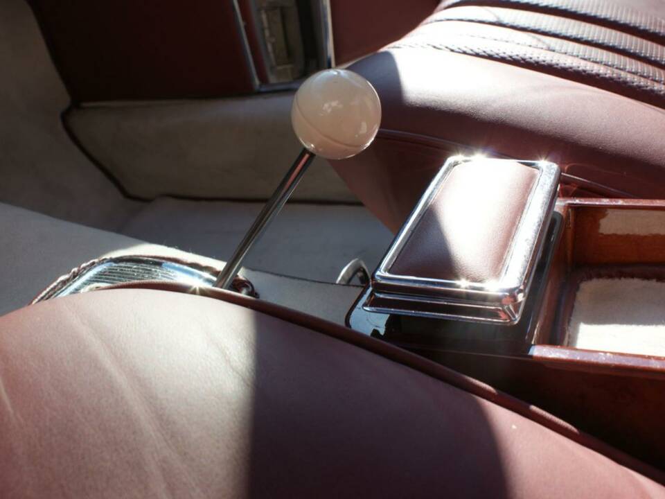 Image 31/50 of Mercedes-Benz 230 SL (1967)