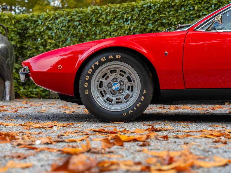 Image 3/17 of De Tomaso Pantera (1971)