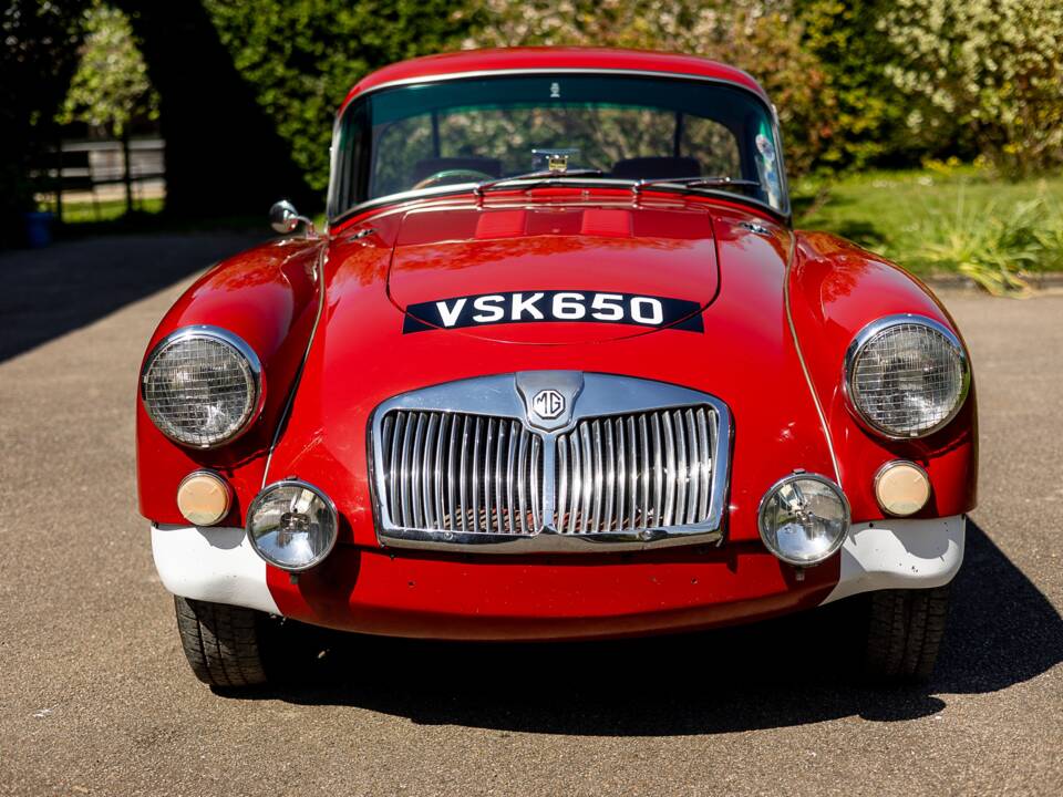 Image 7/50 de MG MGA 1500 (1957)