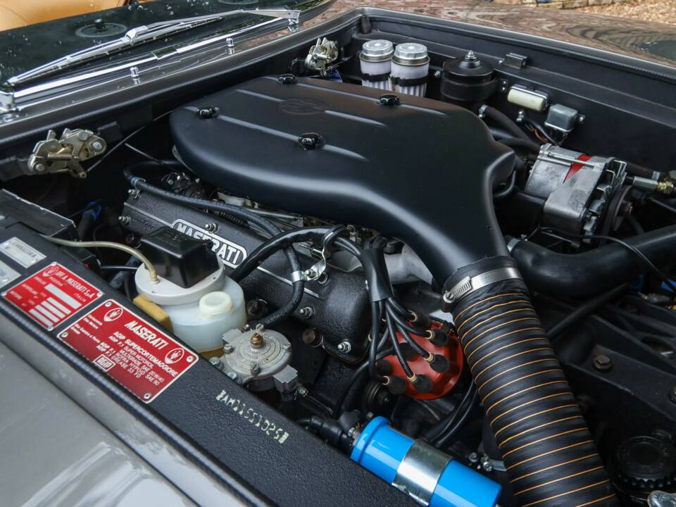 Image 23/50 of Maserati Ghibli Spyder (1969)