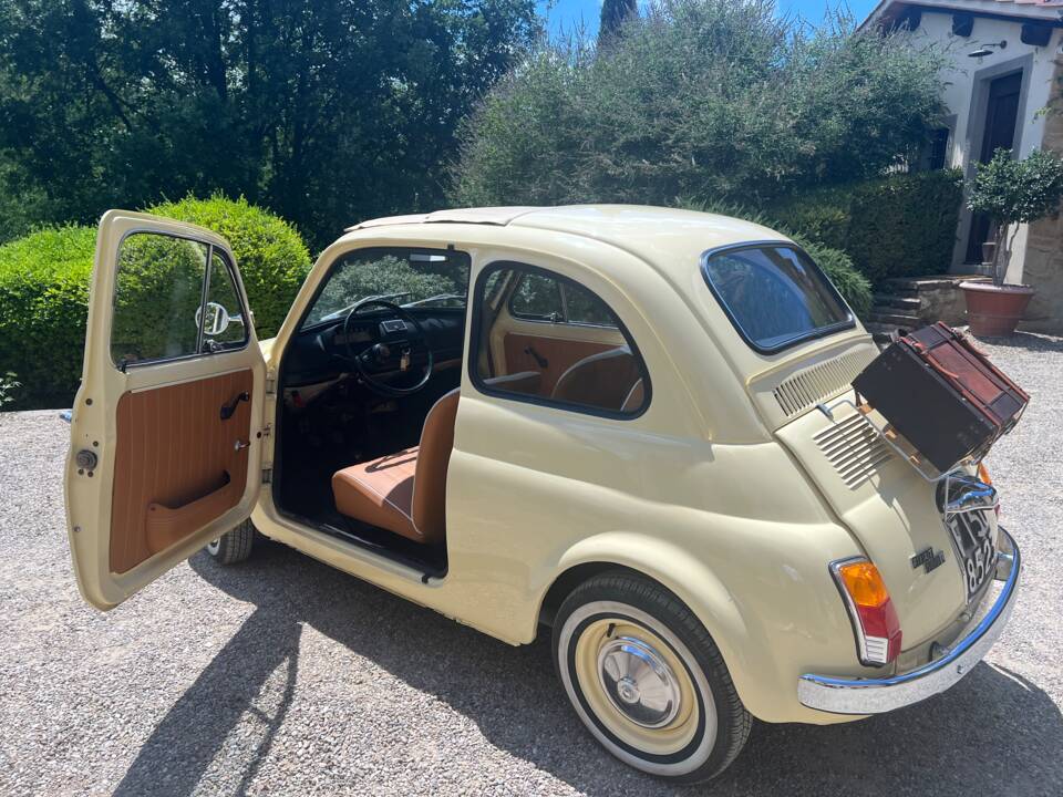 Bild 12/21 von FIAT 500 L (1970)