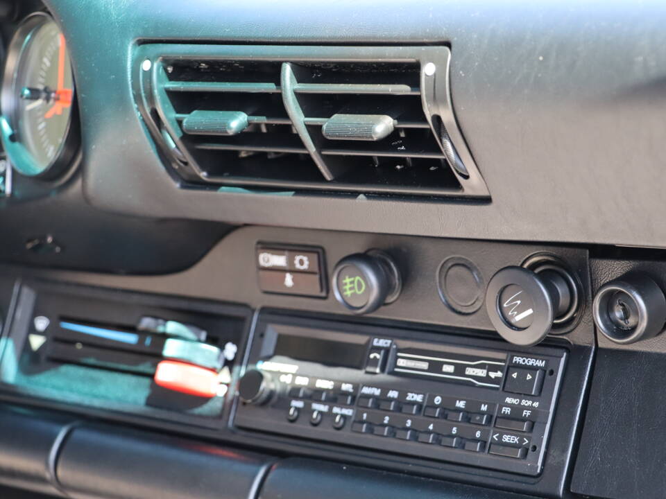 Imagen 28/52 de Porsche 911 Turbo 3.3 (1987)