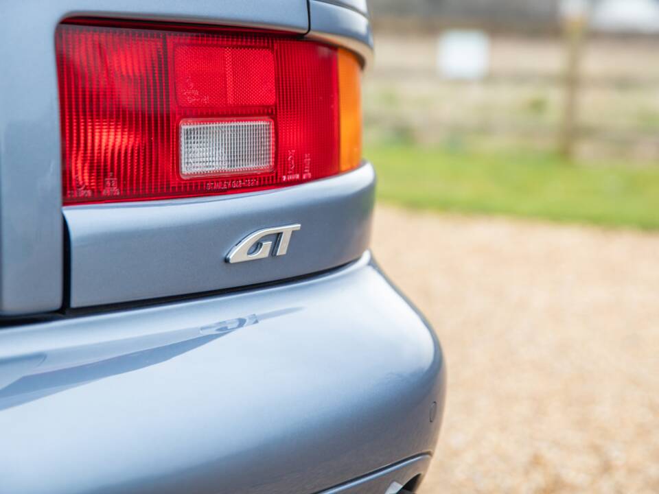 Image 33/74 of Aston Martin DB 7 GT (2004)
