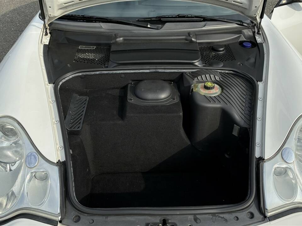 Bild 34/46 von Porsche 911 Turbo (2004)