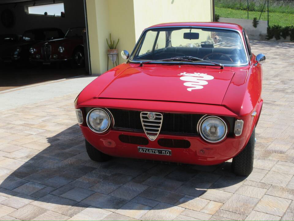 Bild 2/54 von Alfa Romeo Giulia GTA 1300 Junior (1968)