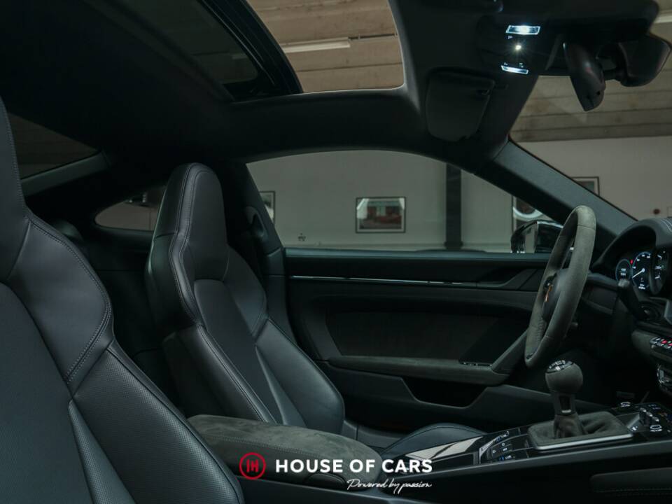 Immagine 17/23 di Porsche 911 Carrera GTS (2022)
