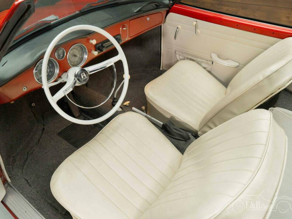 Image 12/19 of Volkswagen Karmann Ghia 1200 (1963)