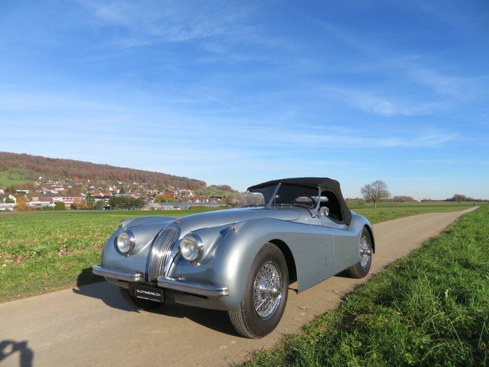 Image 5/21 of Jaguar XK 120 SE OTS (1954)
