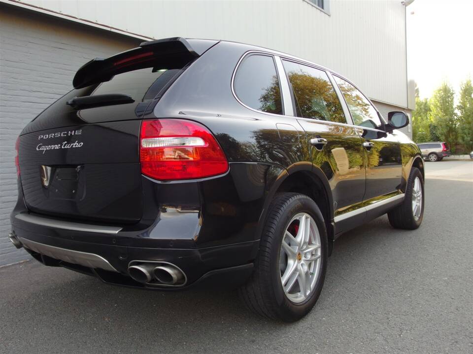 Imagen 22/97 de Porsche Cayenne Turbo (2007)