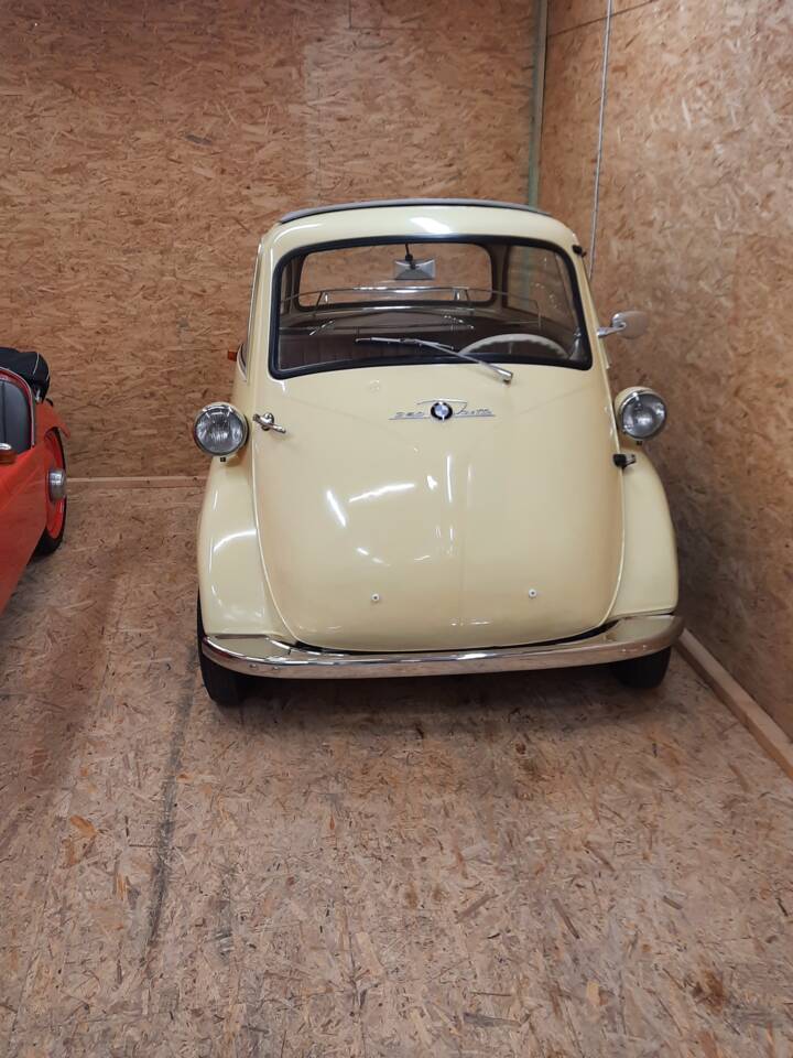 Image 31/31 of BMW Isetta 250 (1959)