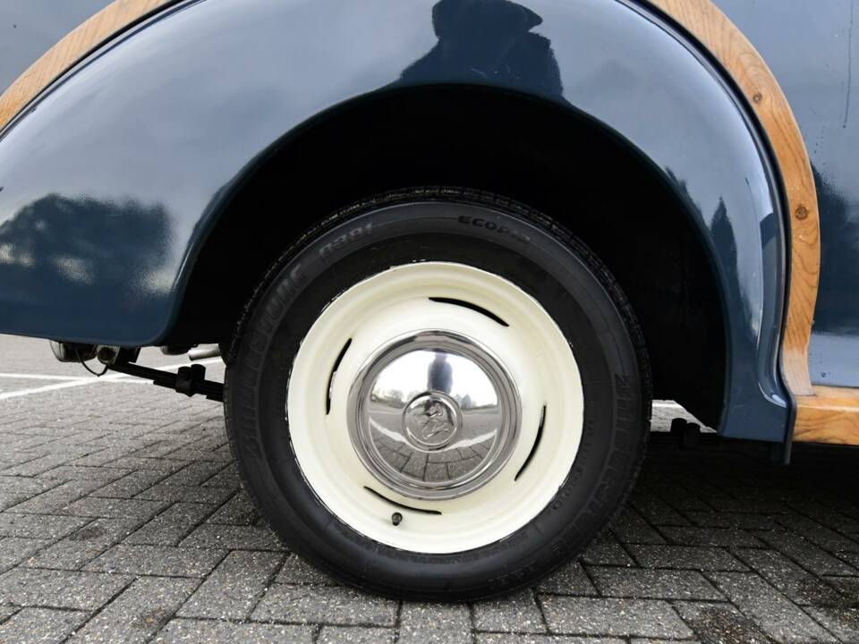 Image 47/50 of Morris Minor 1000 Traveller (1969)