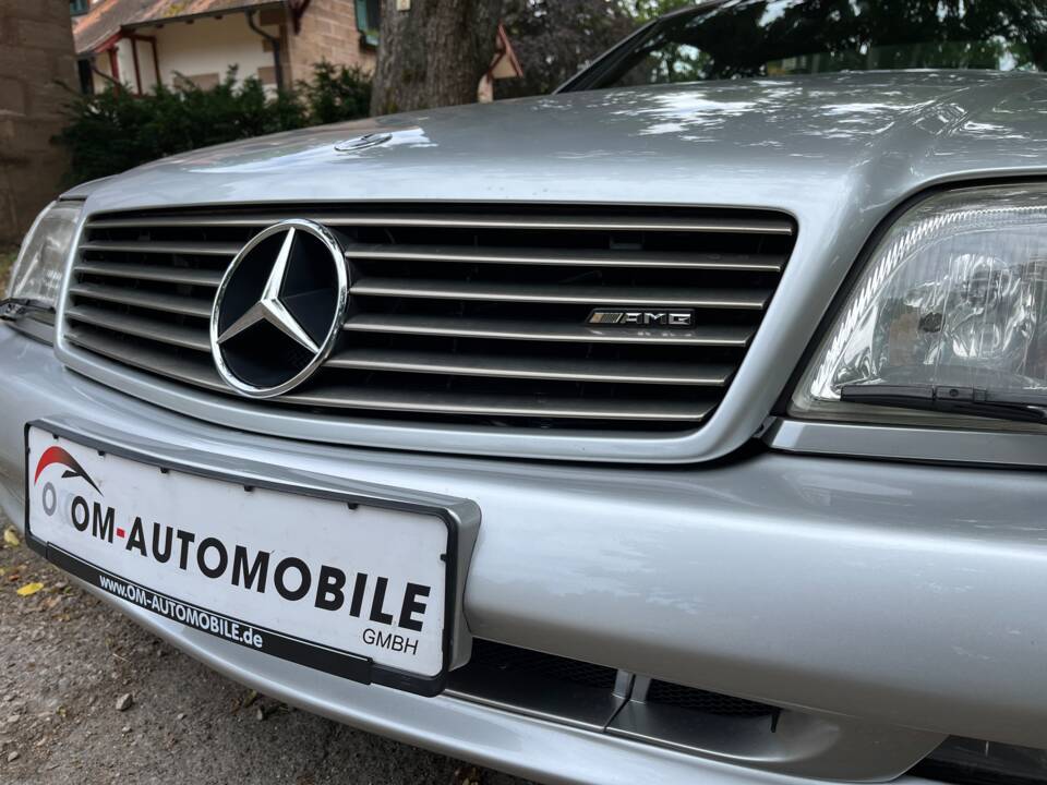 Image 7/21 of Mercedes-Benz SL 55 AMG (1999)