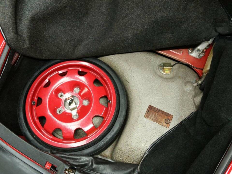 Bild 25/30 von Porsche 911 Carrera 3.2 "25 Jahre 911" (1989)