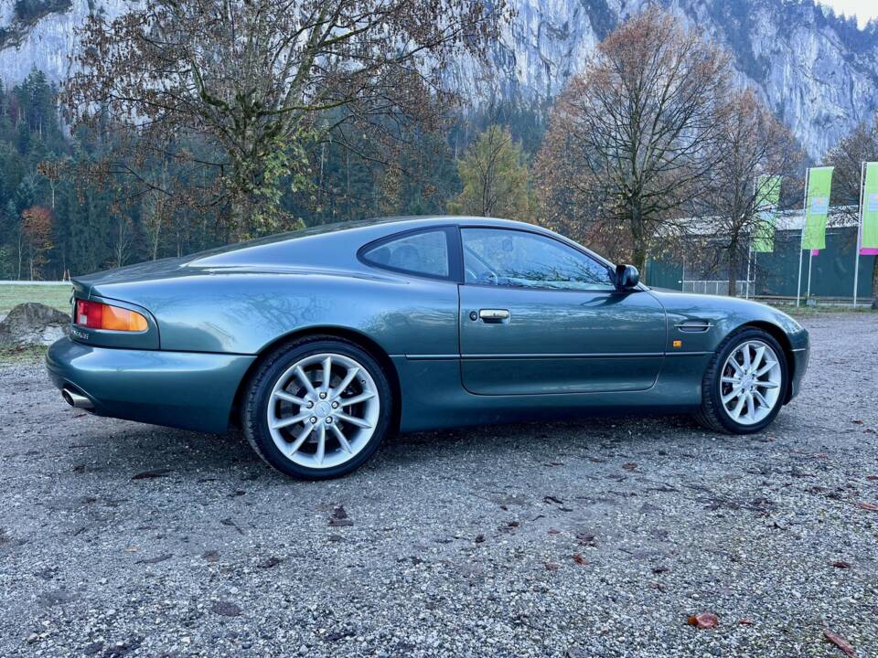 Imagen 2/21 de Aston Martin DB 7 Vantage (1999)