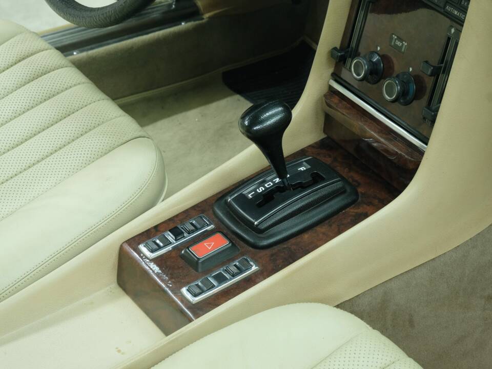 Image 25/50 de Mercedes-Benz 450 SLC 5,0 (1978)