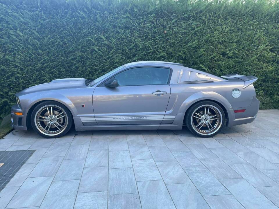 Image 5/60 of Ford Mustang GT (2005)