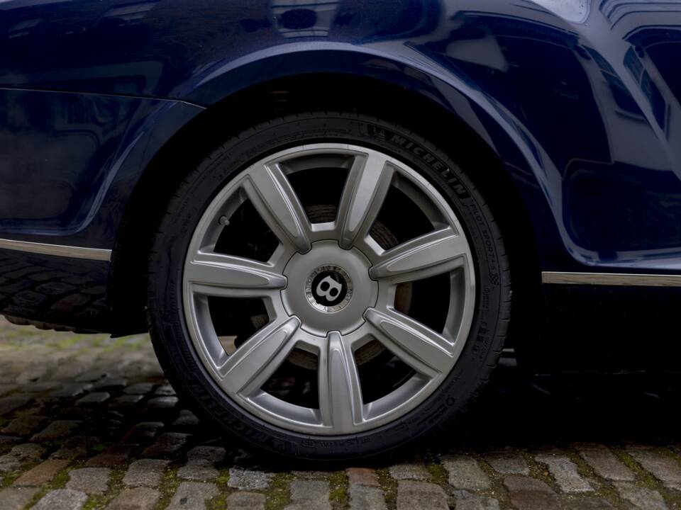 Imagen 16/33 de Bentley Continental GTC (2007)