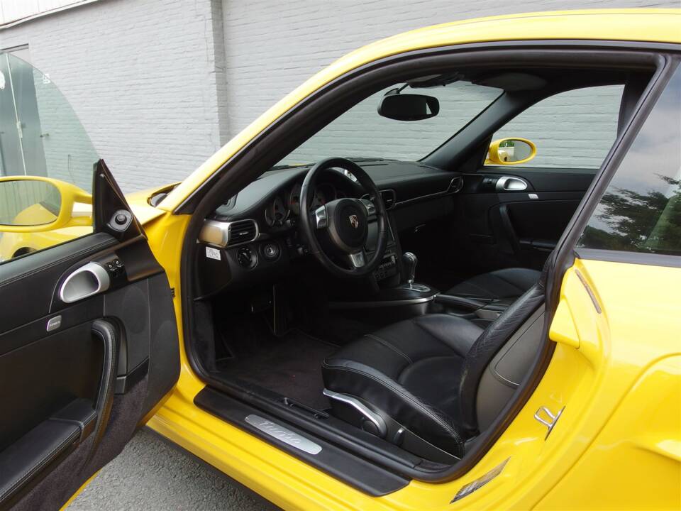 Bild 49/100 von Porsche 911 Turbo (2007)