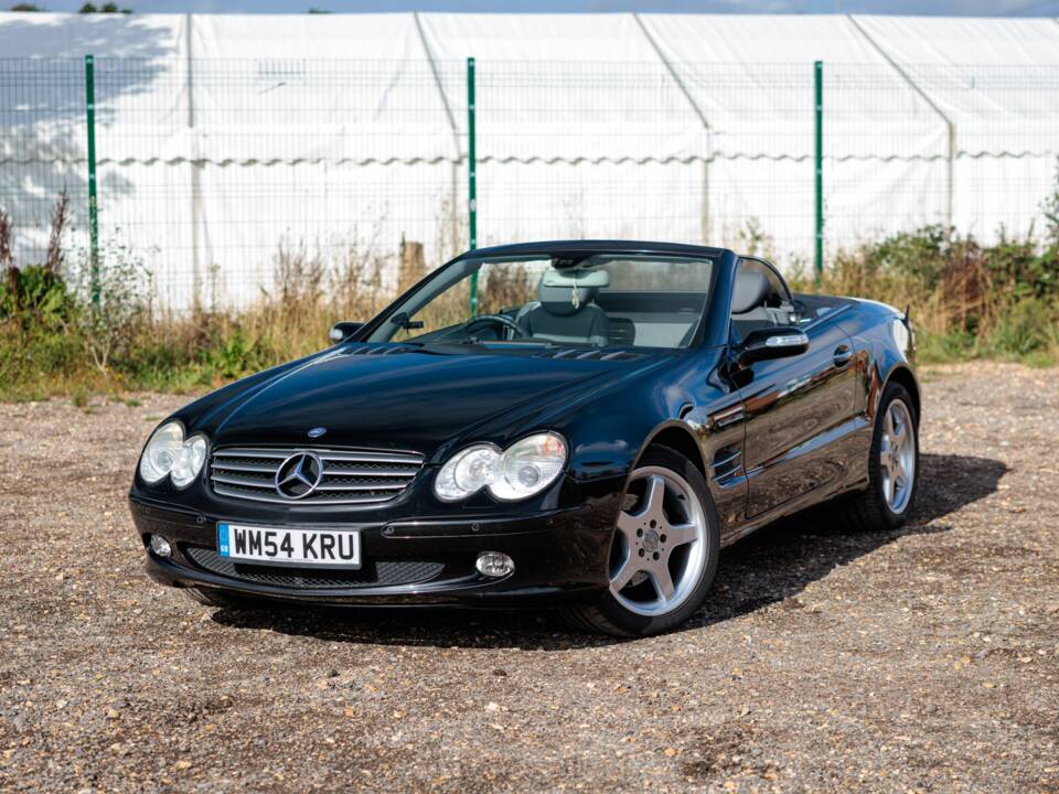 Image 13/50 of Mercedes-Benz SL 350 (2004)