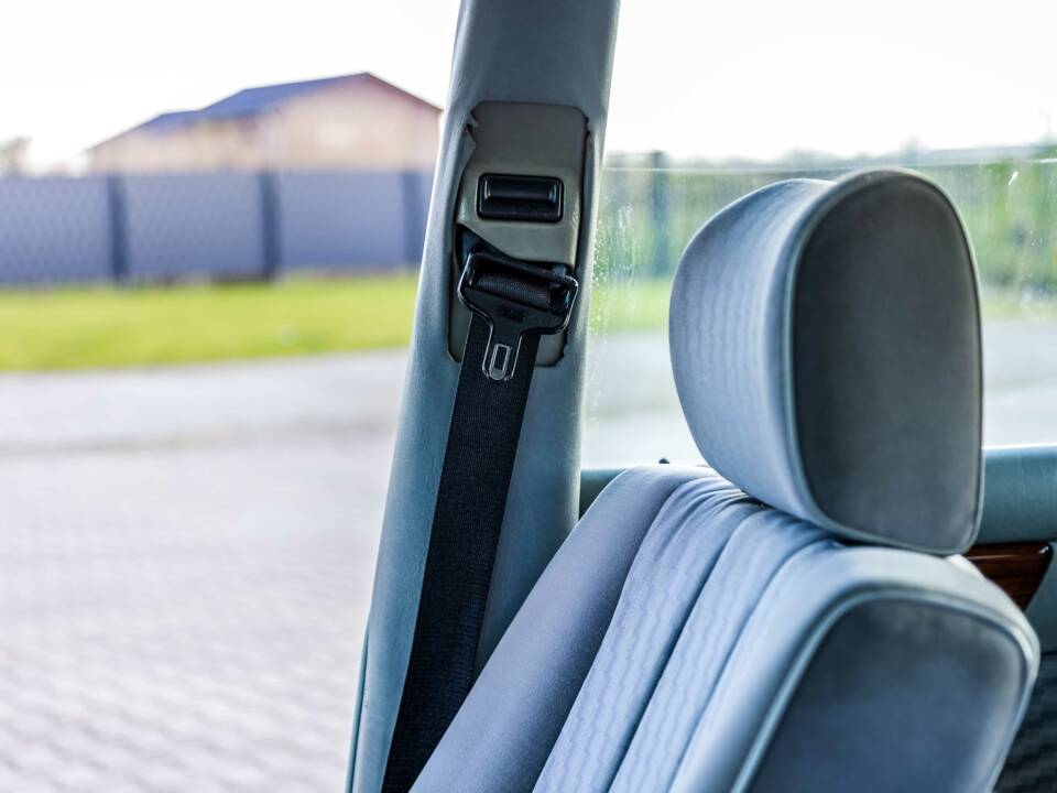 Image 123/175 of Mercedes-Benz 420 SE (1986)