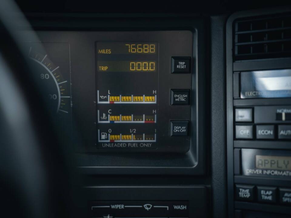 Bild 12/15 von Cadillac Allanté (1993)