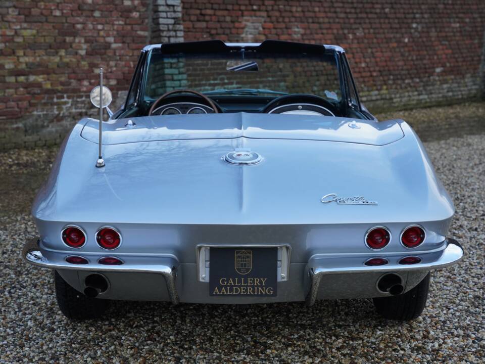 Image 32/50 of Chevrolet Corvette Sting Ray Convertible (1964)