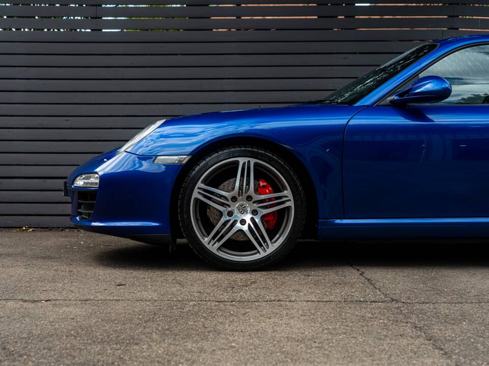 Image 3/50 of Porsche 911 Carrera S (2010)