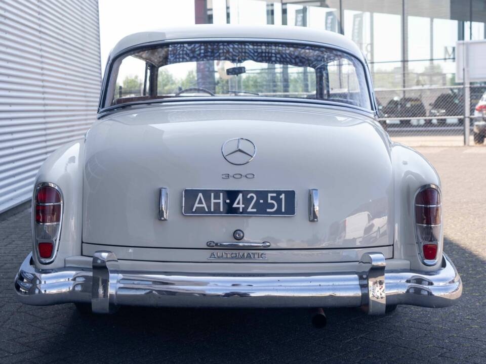 Immagine 2/5 di Mercedes-Benz 300 d (1961)