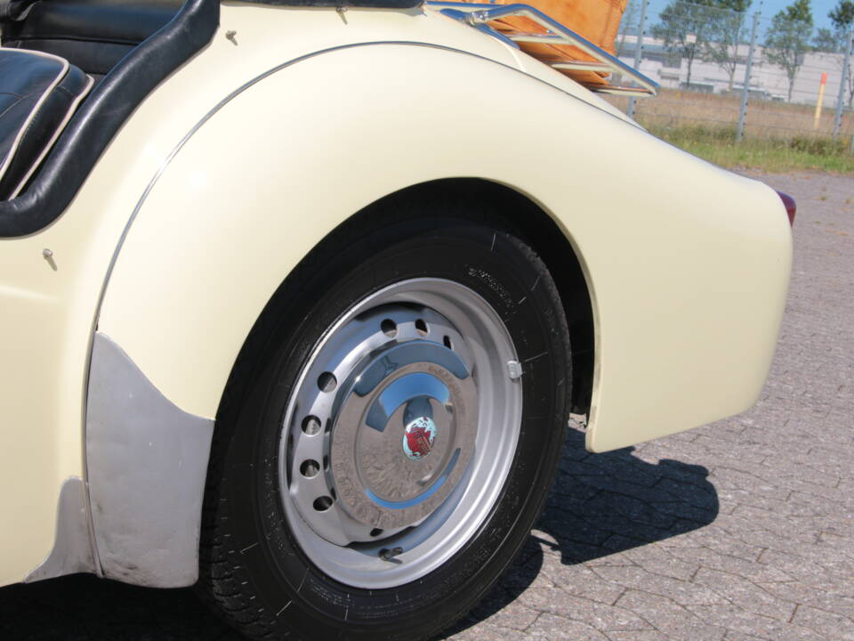 Image 44/83 de Triumph TR 3A (1959)